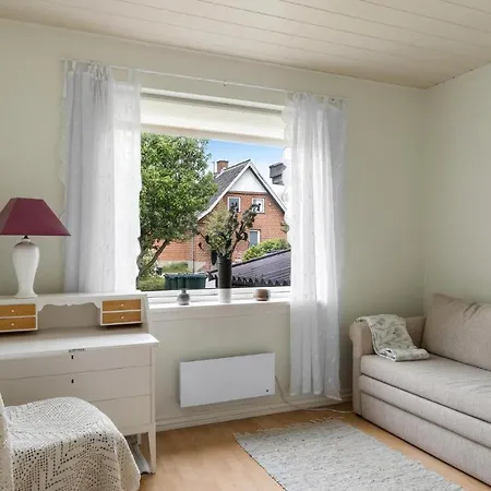 2 Bedroom Beautiful In Sjllands Odde Hotel Havnebyen